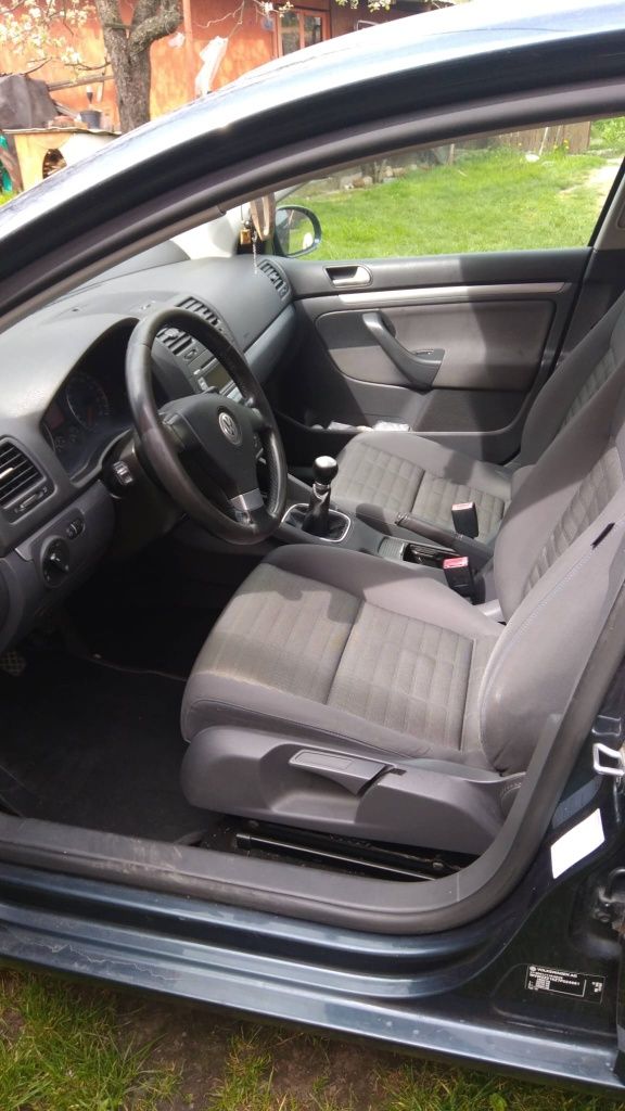 De vânzare VW golf 5