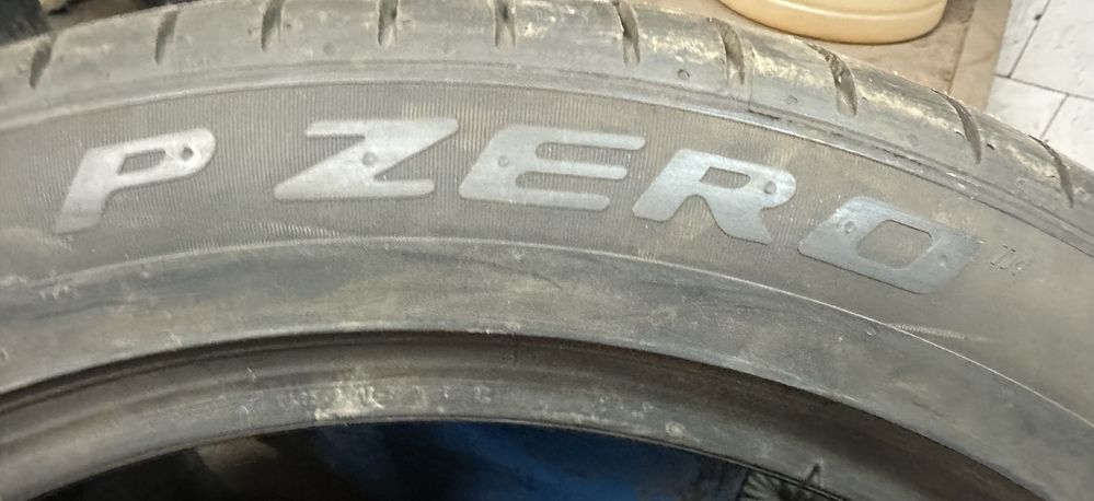 Гуми летни спорт пакет за BMW 245 45 19 и 275 40 19 Run Flat +7mm