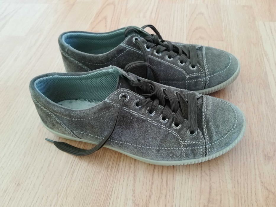 Дамски обувки от велур