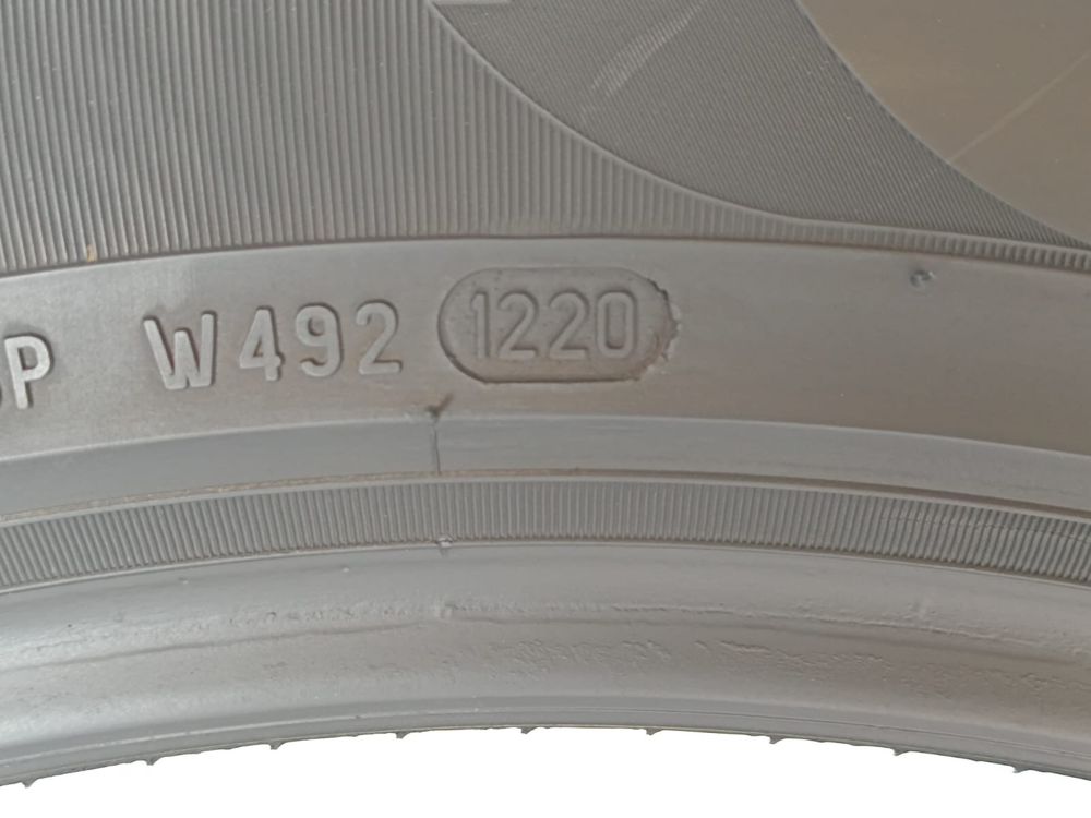 4бр зимни гуми спорт пакет 285/40/22/325/35/22/Pirelli scorpion winter