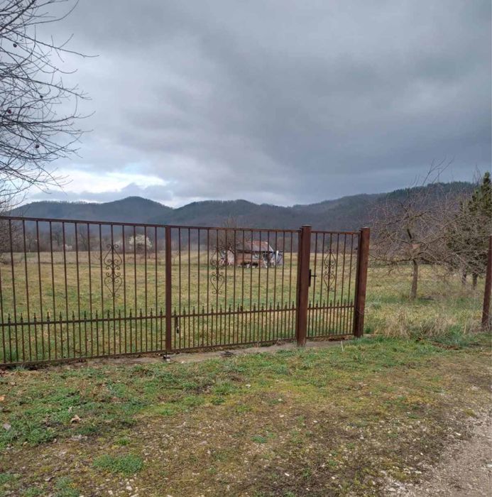 Парцел под наем гр.Троян