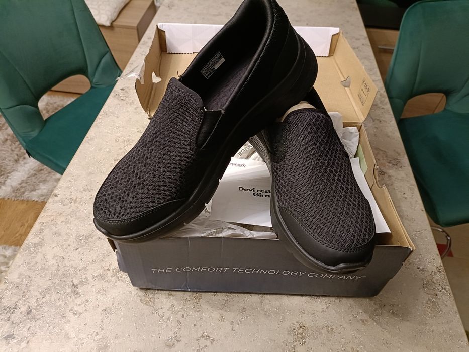 Vand adidas Skechers noi !!