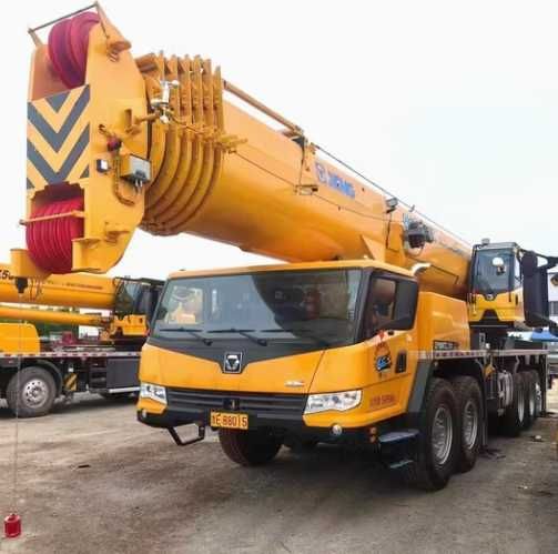 Avtokran XCMG 100 tonna