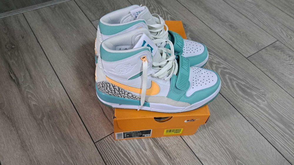 Air Jordan Legacy 312
