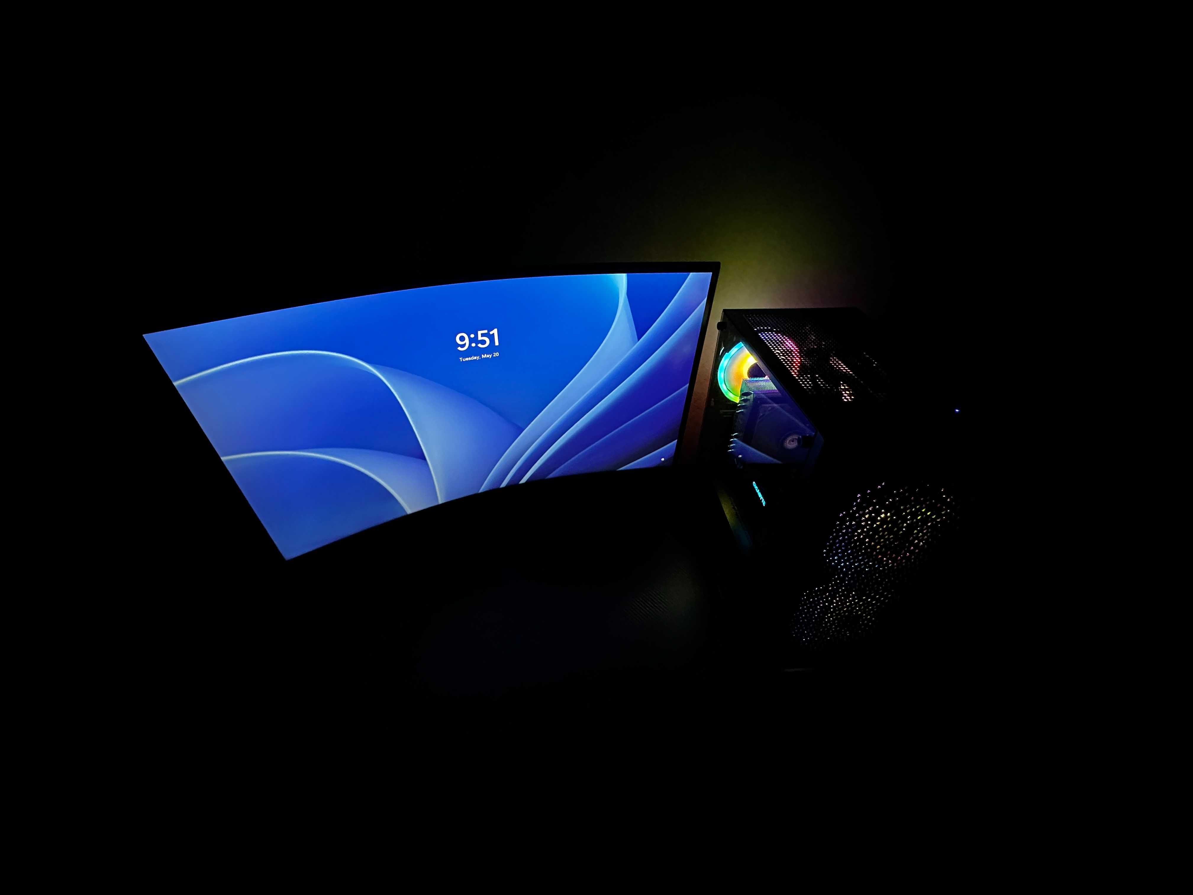 Мощен Gaming PC 1070Ti + 10 ядра, 32GB RAM! Win11 Pro активиран