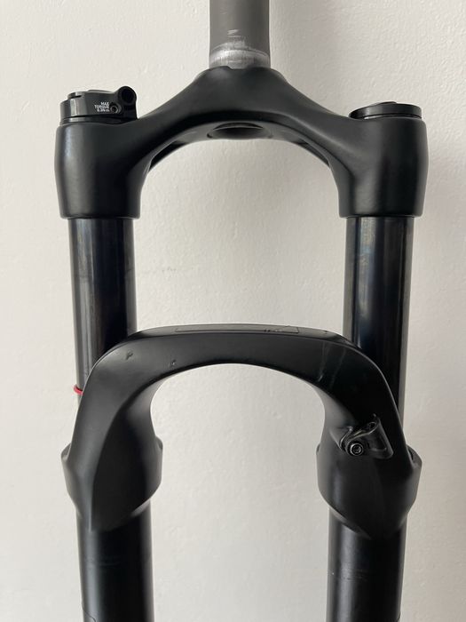 Furca Rockshox Judy Silver 29” | aer, blocare ghidon, gat drept 19,5cm