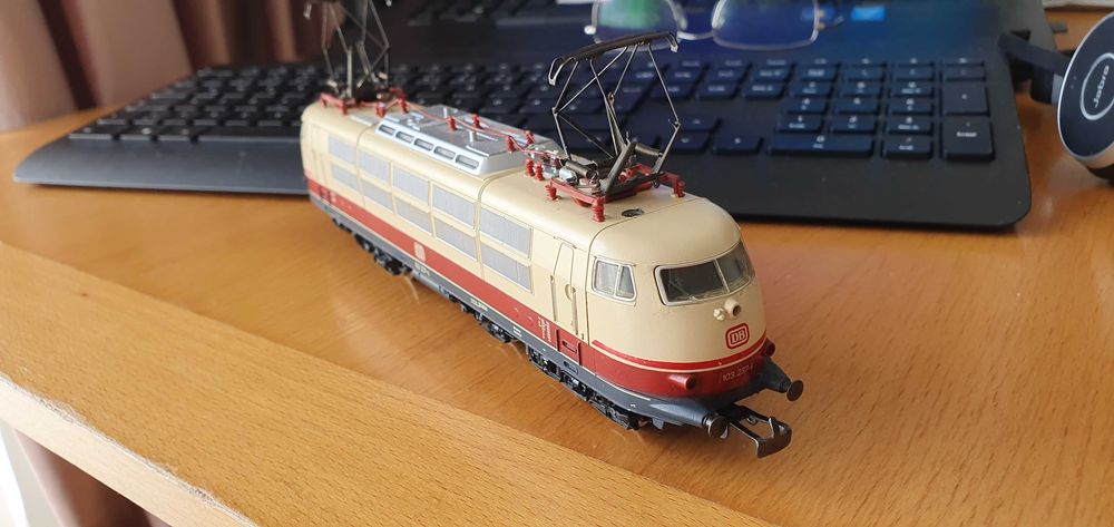 Marklin Locomotiva BR 130 - H0