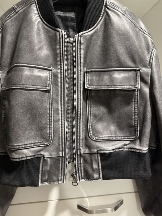 Късо дамско кожено яке