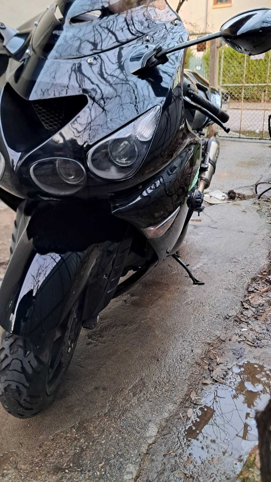 Kawasaki ZZR 1400 2011