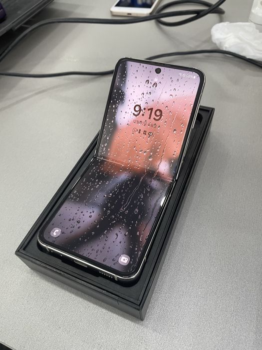 Samsung Z Flip 5 256gb