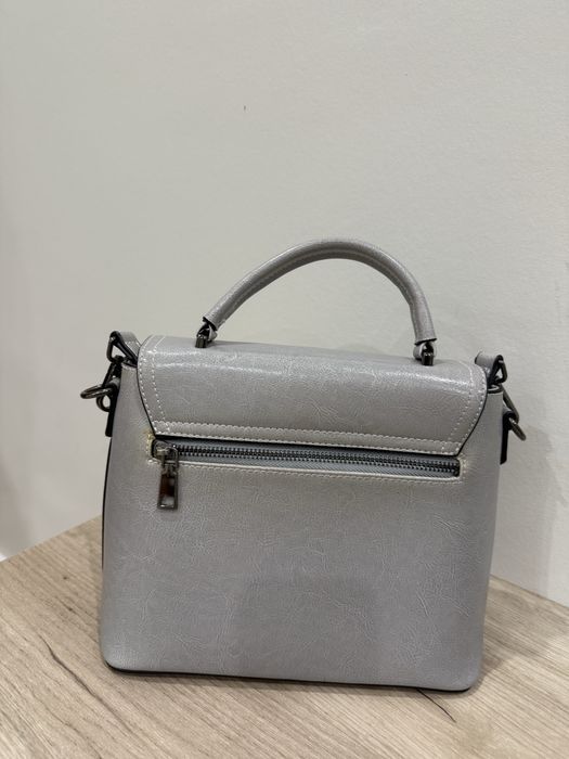 Продам сумку в отличном состоянии