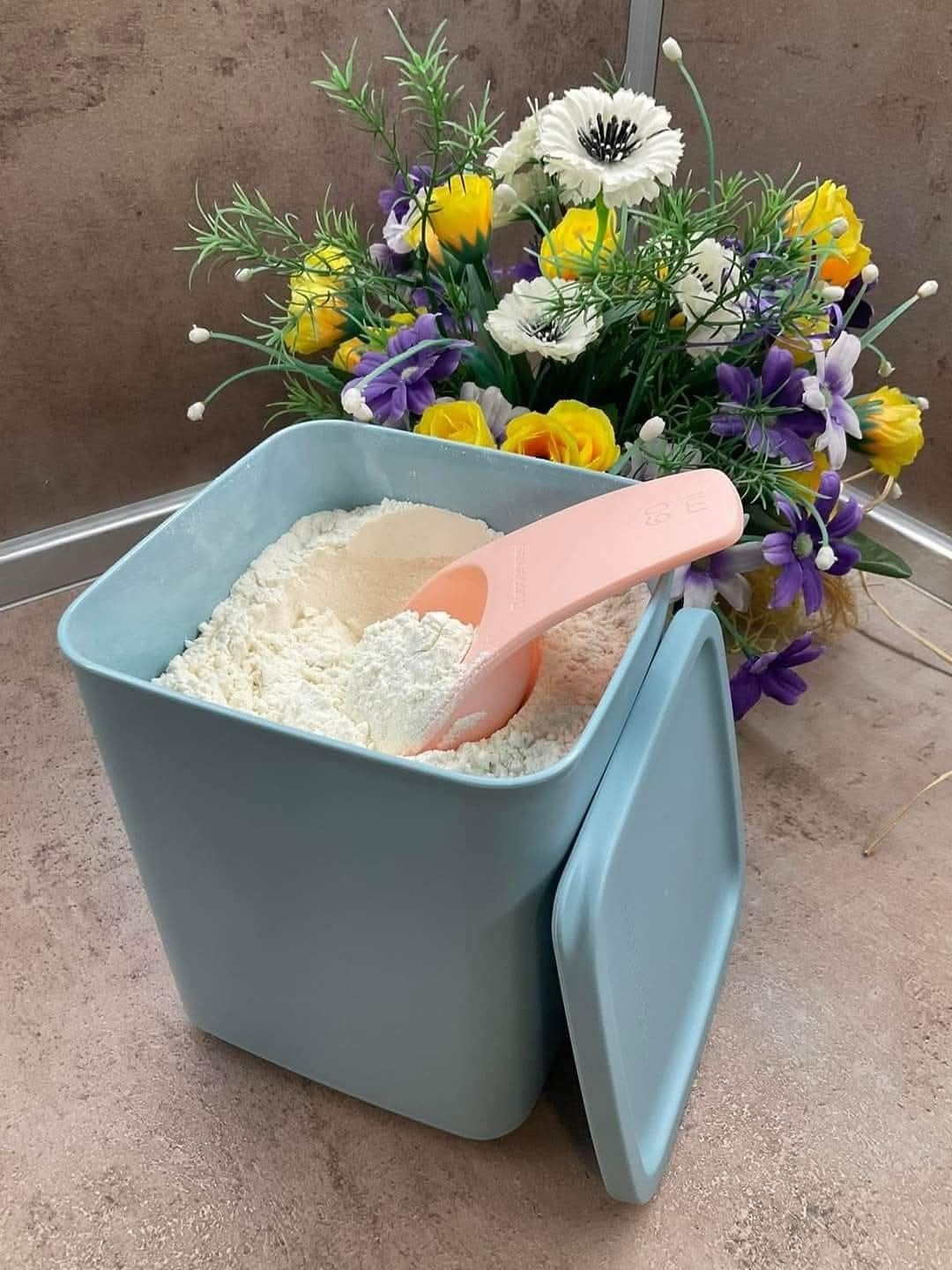 Tupperware кутии кубикс