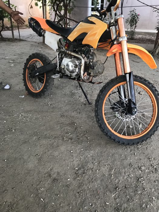 Cross 125 cc model mare