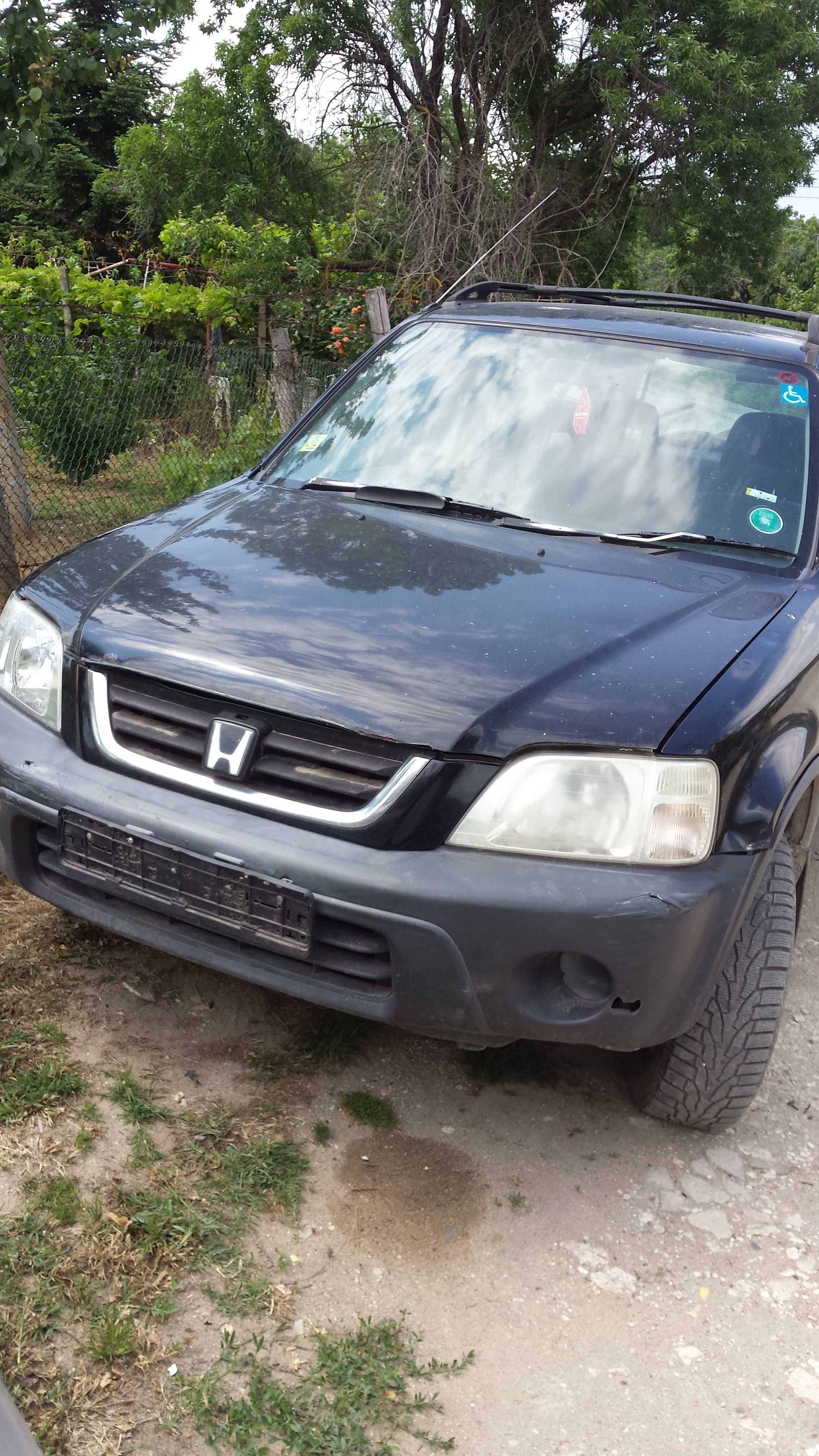 продавам на части Honda crv  98г 2.0 147к