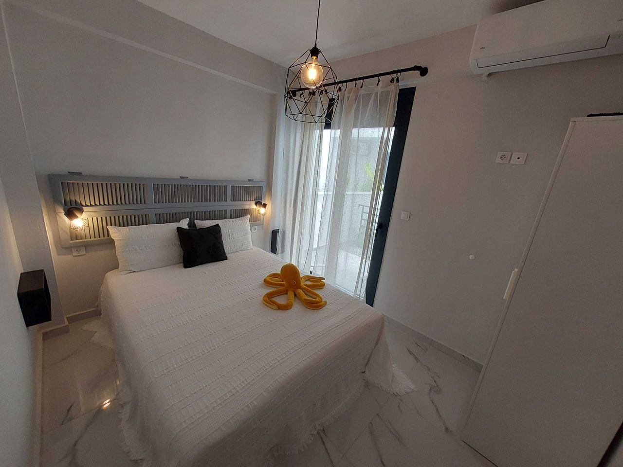 Продава се Едностаен апартамент в София, Дружба 2 - 36 кв.м за 3153 €/кв.м - Снимка #9