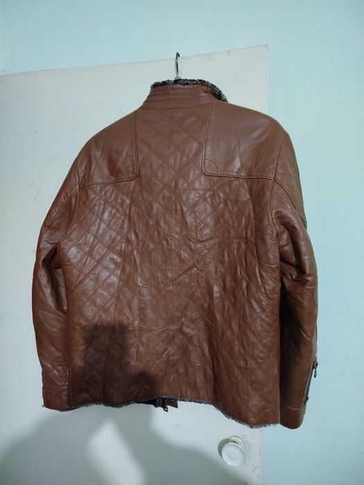 Продам кожаную дублёнку.