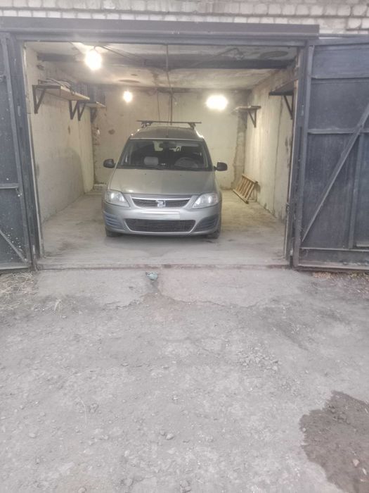 Продам гараж.г/к Дружба 2 .25.5м.кв.