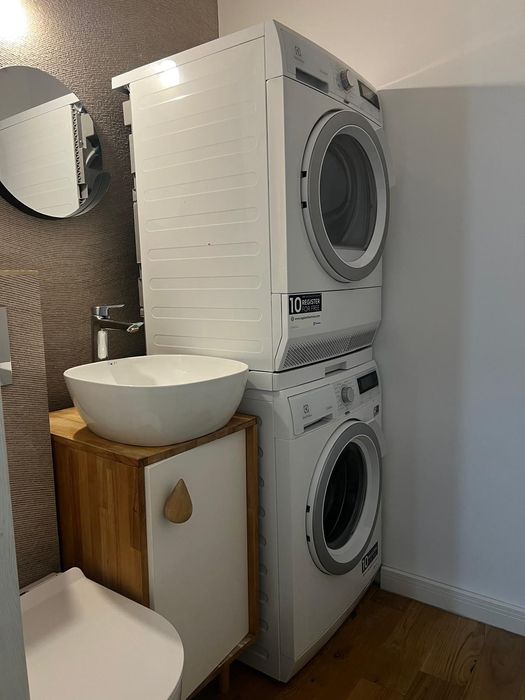 Apartament de închiriat zona 13 septembrie