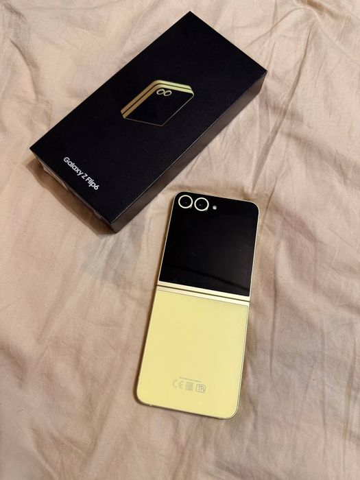 Samsung galaxy Z Flip6