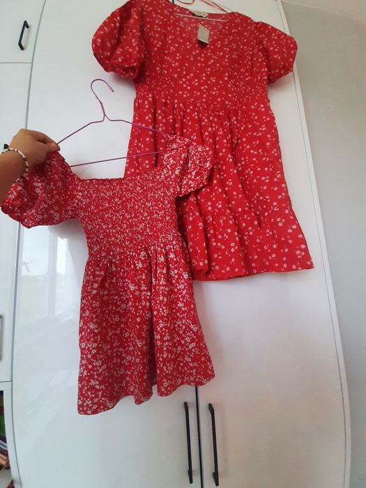 Лятна червена рокля мама (UK 16) и дете (5-6 години)