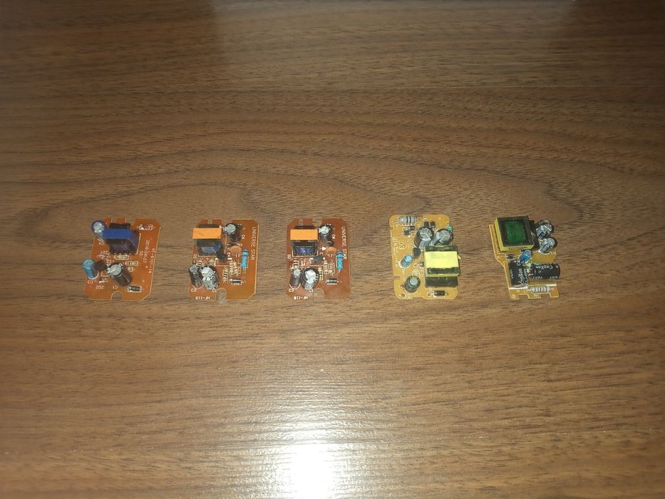 Блок питания 5В 0.5А