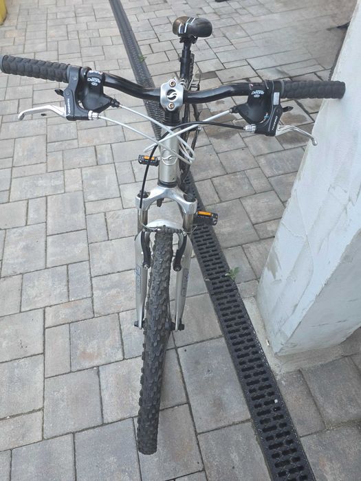 Vând bicicleta adusa recent din Olanda