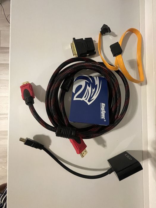 SSD 60гиг, переходники hdmi на dvi, vga на hdmi, и сам провод hdmi