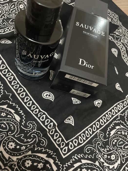 Продам парфюм обращайтесь