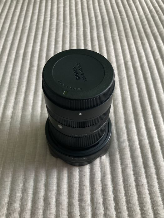 Obiectiv Sigma 18-50mm f/2.8 DC DN pentru Sony E – stare excelentă