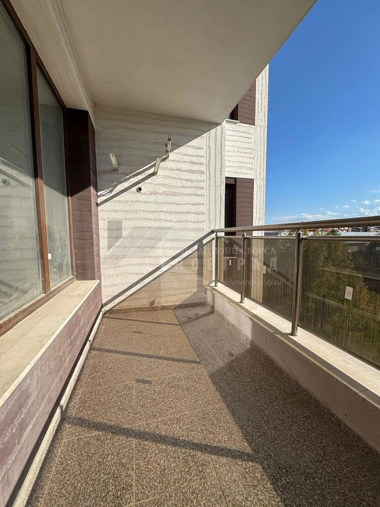 Продава се Двустаен апартамент в Пловдив, Тракия - 90 кв.м за 1600 €/кв.м - Снимка #6