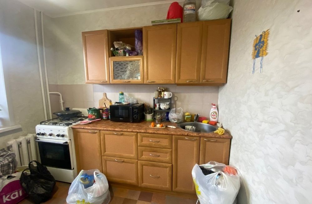 Продам кухонный гарнитур с раковиной