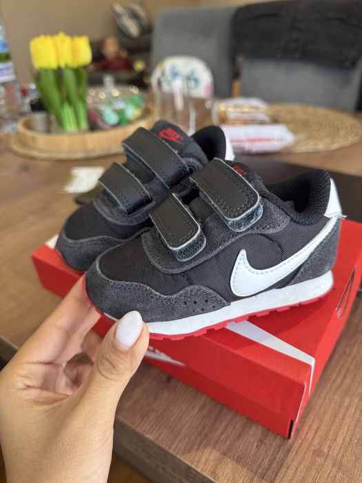 Детски маратонки Nike