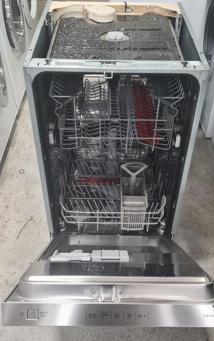 Съдомиялна 45см за вграждане AEG Proclean A++