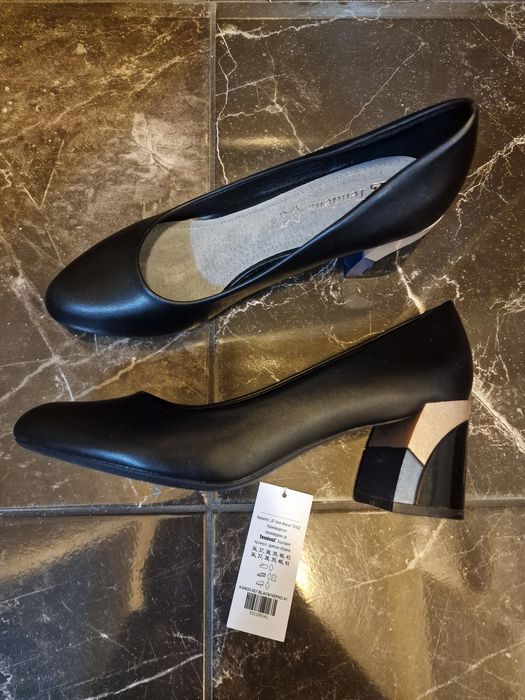 Нови стилни черни обувки на ток, 41 номер