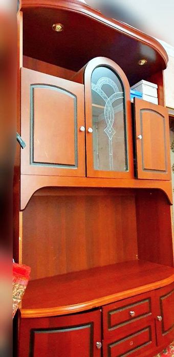 Shkaf sotiladi 390ming