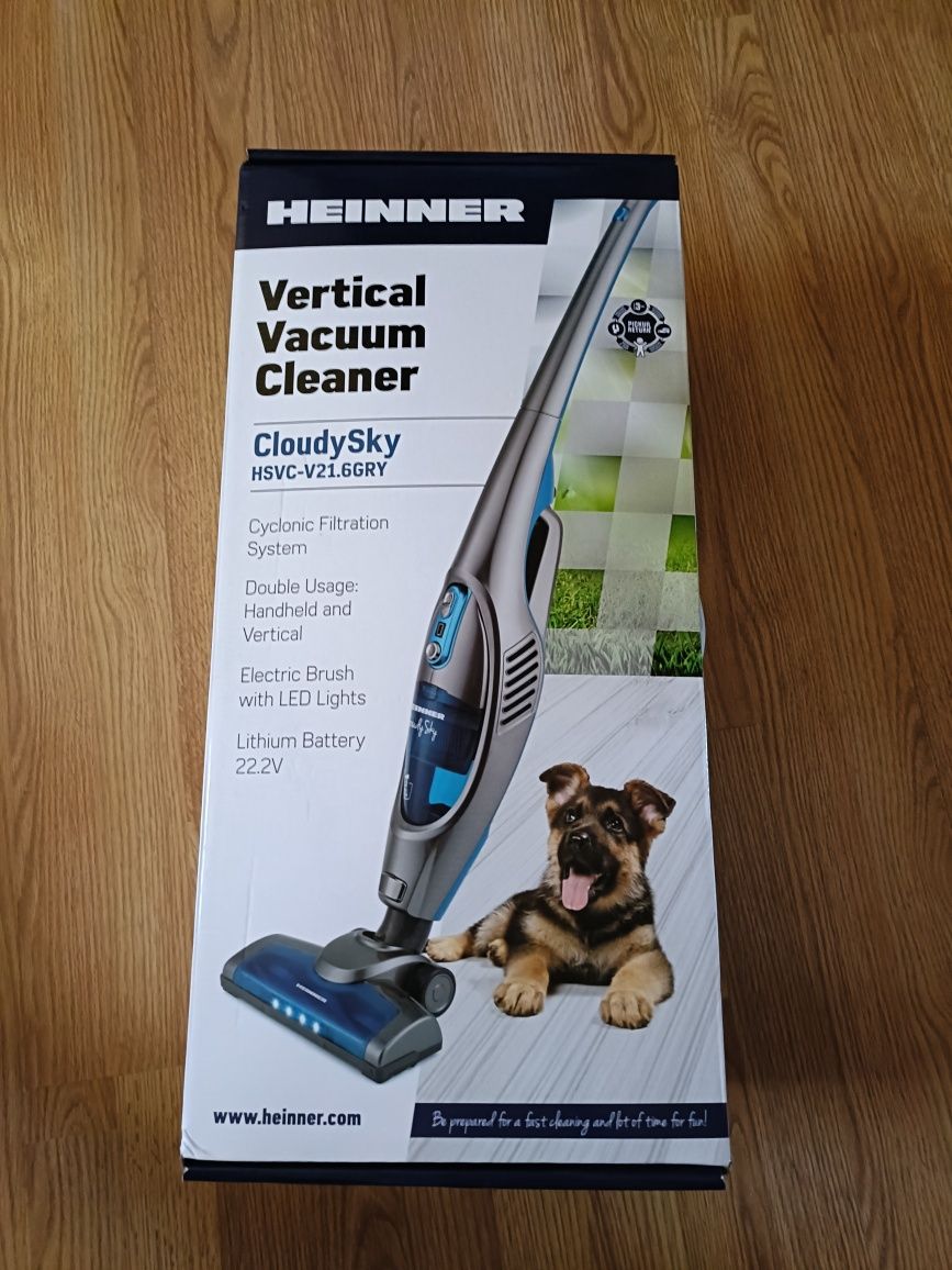Aspirator Vertical Heinner cu garanție