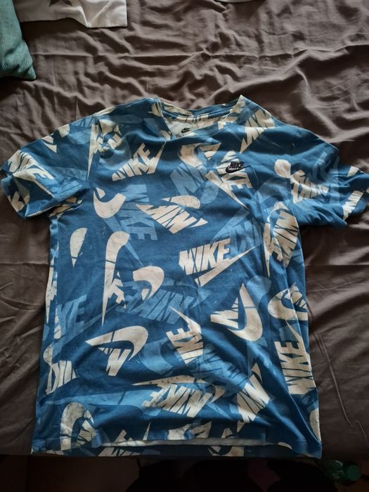 Tricou Nike Logo