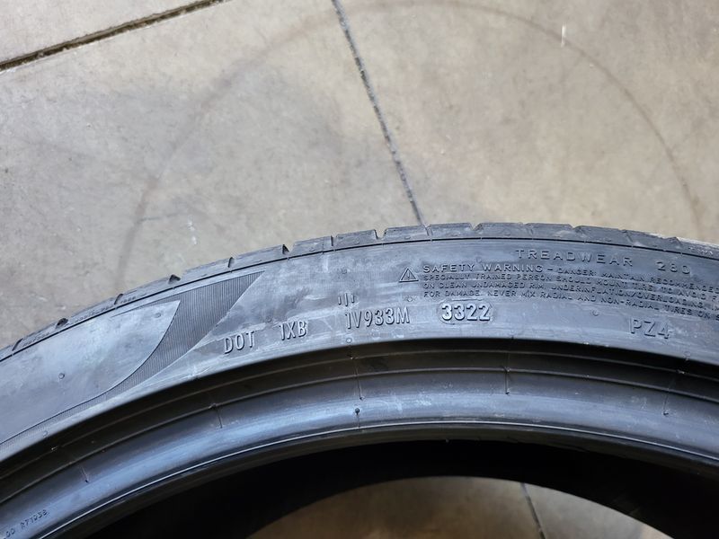 325/30/23//285/35/23 PIRELLI