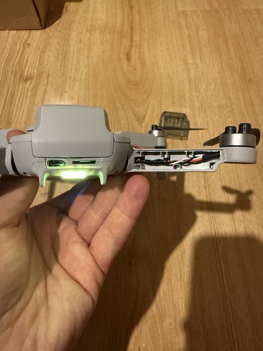 Продавам Дрон Dji mini 2