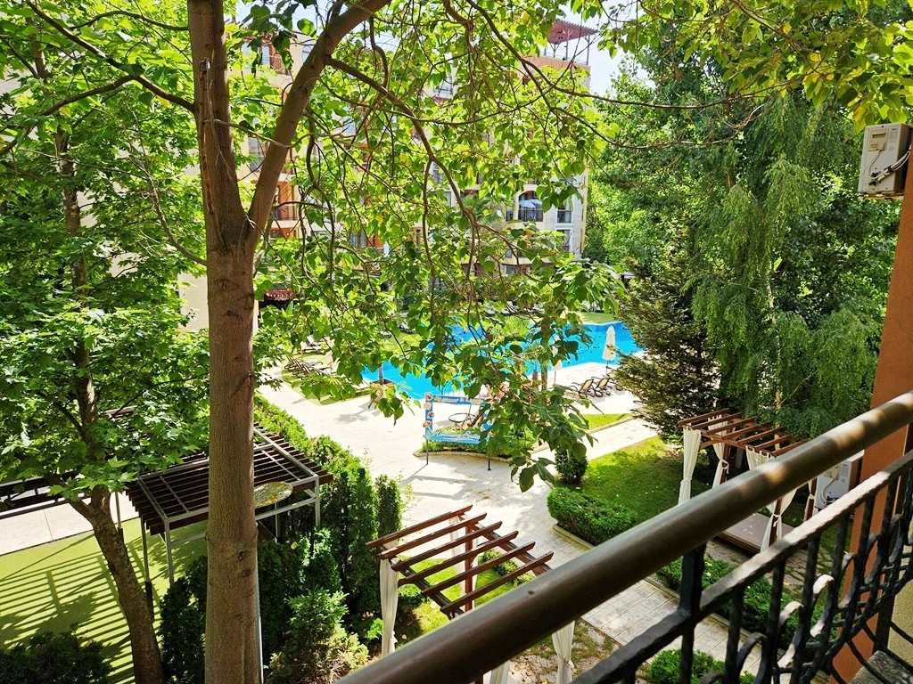 Продава се Тристаен апартамент в к.к. Слънчев бряг - 99 кв.м за 960 €/кв.м - Снимка #1
