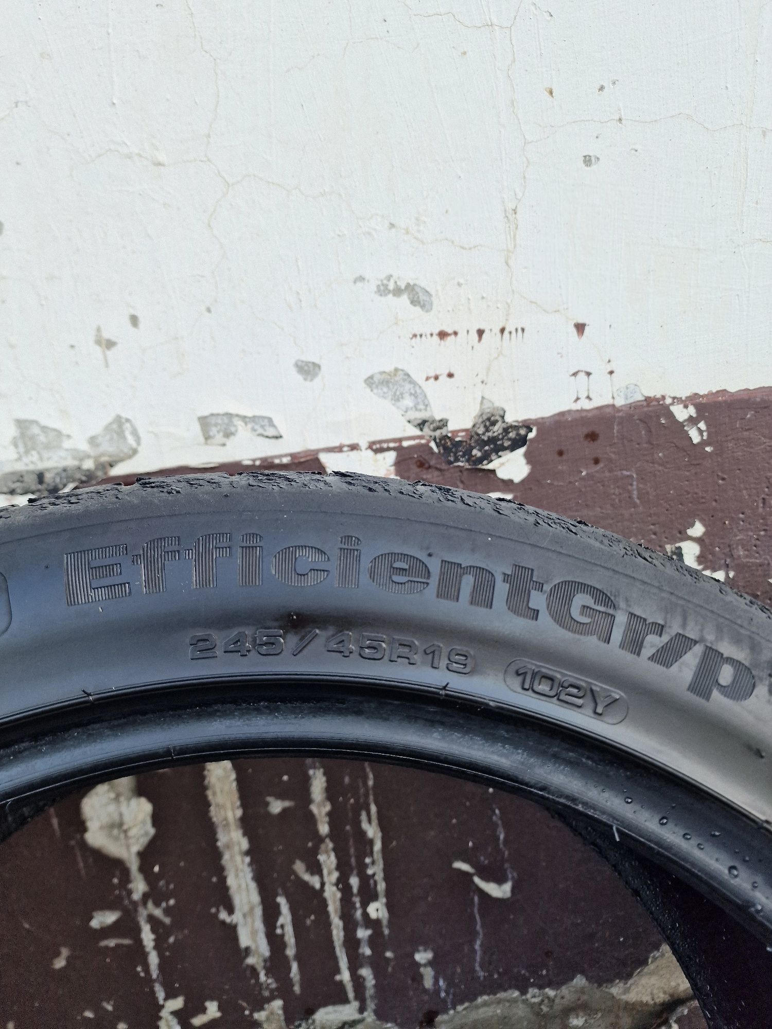 Разноширокая резина Goodyear Efficientgrip 275/40/19 и 245/45/19