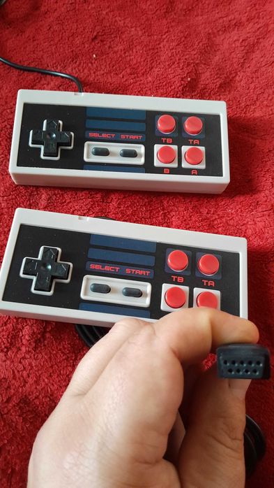 vand manete retro noi impecabile pentru sistem nes famicom 8 biti