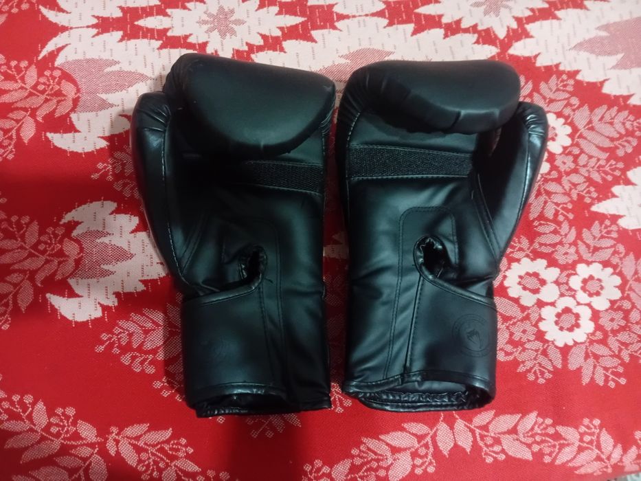 Перчатки для бокса без гарантии