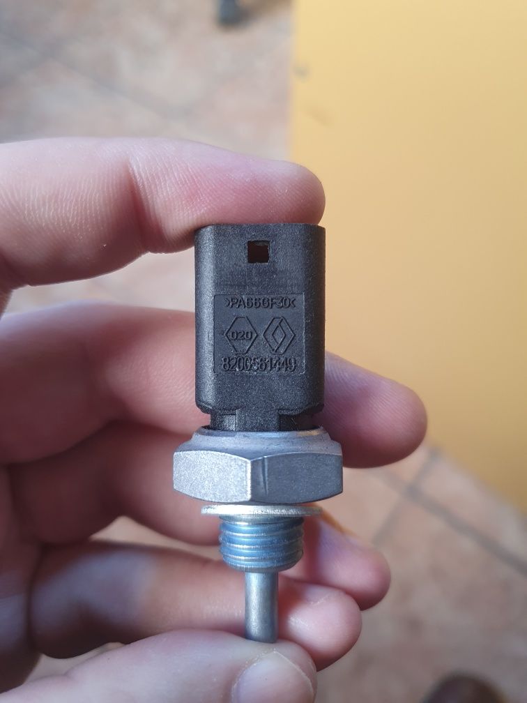 Senzor/bulb temperatura lichid racire apa nou original Renault