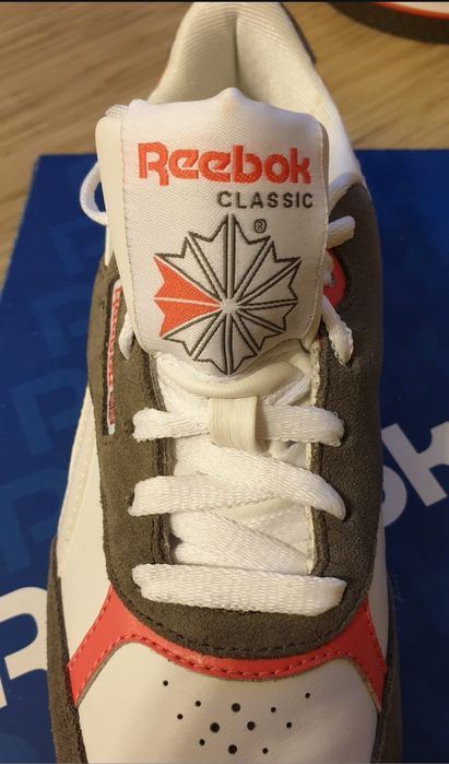 Reebok City "Jammer" - Piele naturală 100%
Mărime 38 și 39