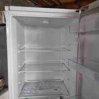 ВЕКО холодильник продам