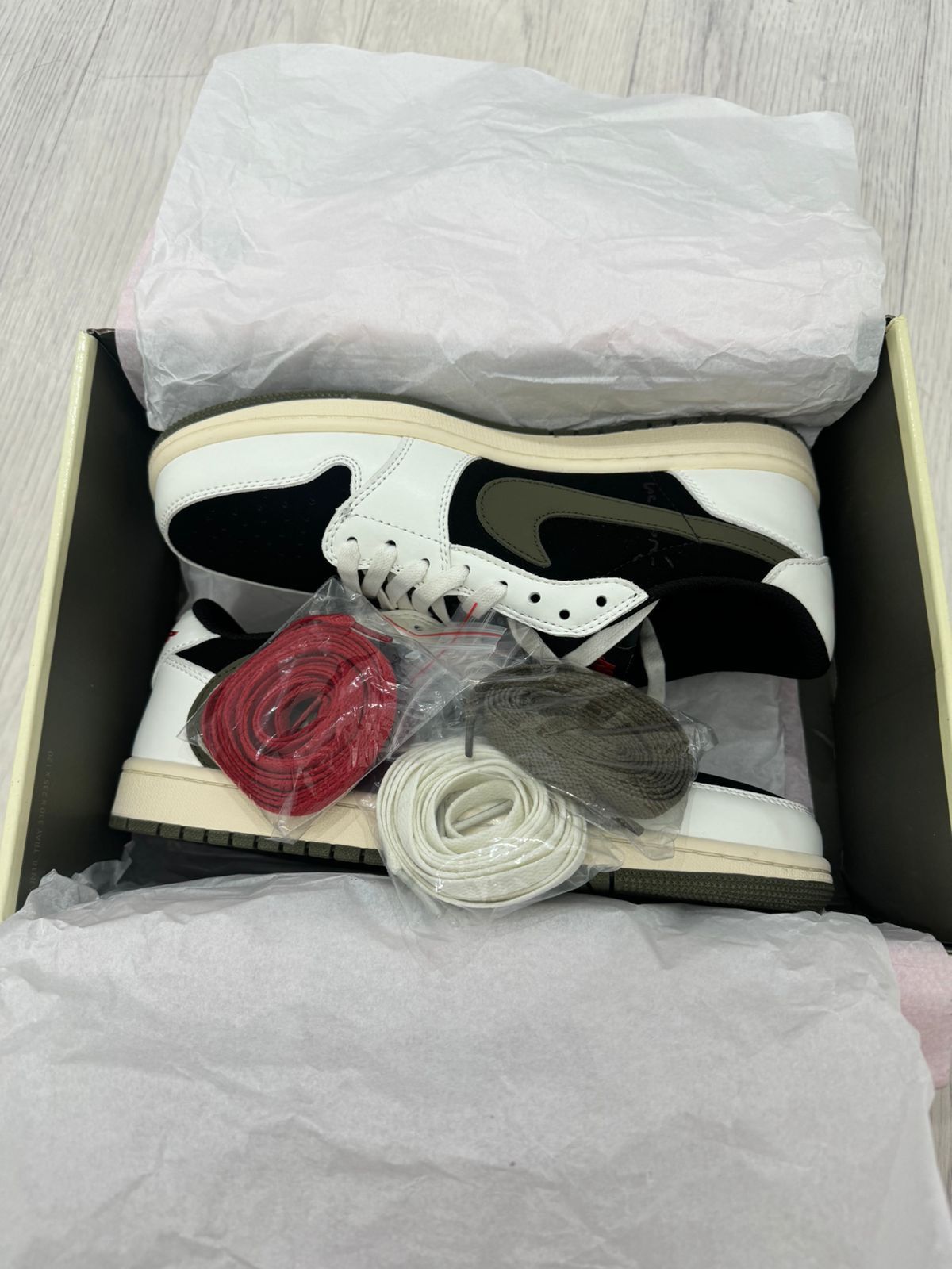 Кроссовки Medium Olive' Travis Scott x Air Jordan 1 Low размер 42.5