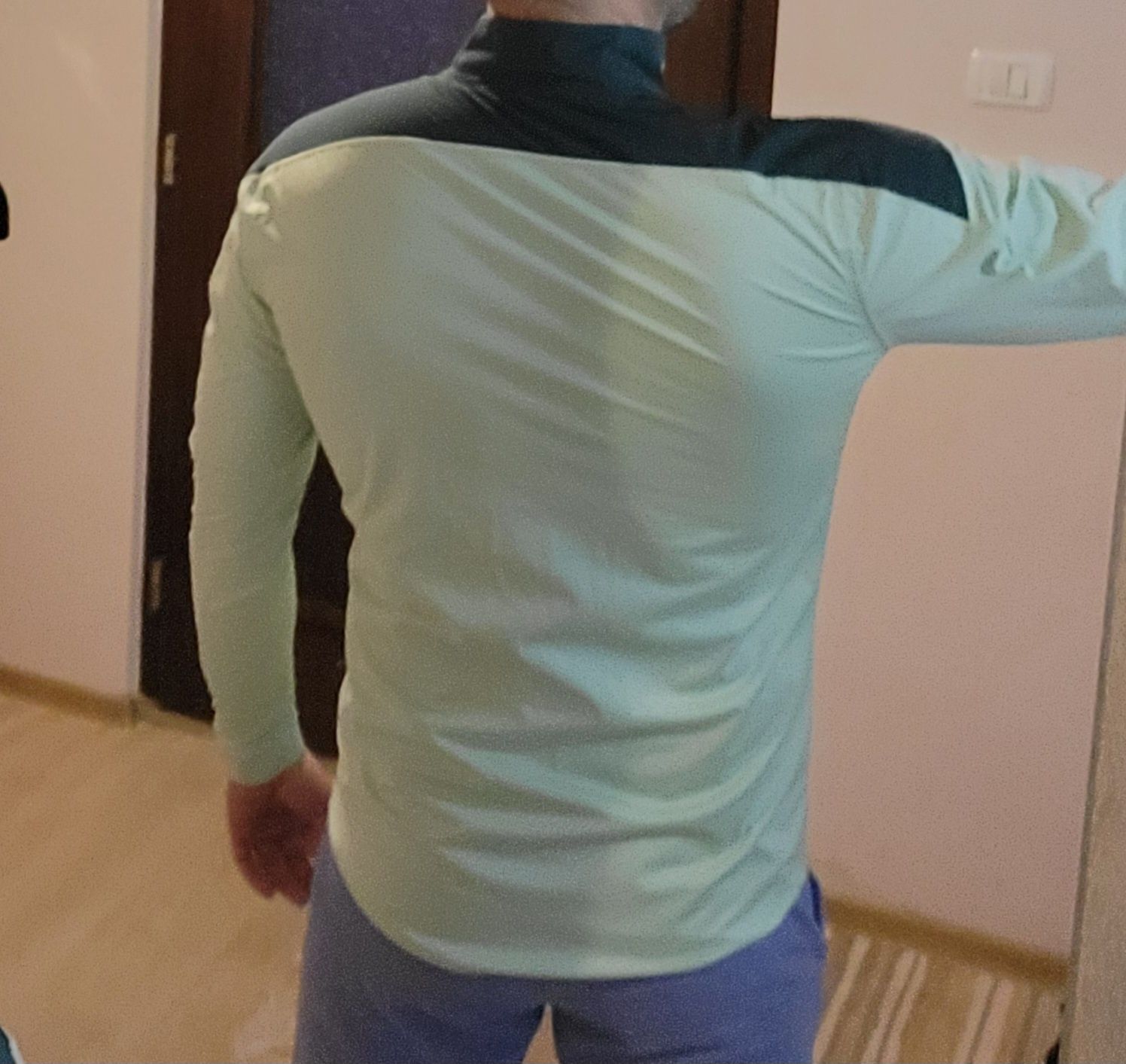 Vând bluză de corp, Puma marimea M