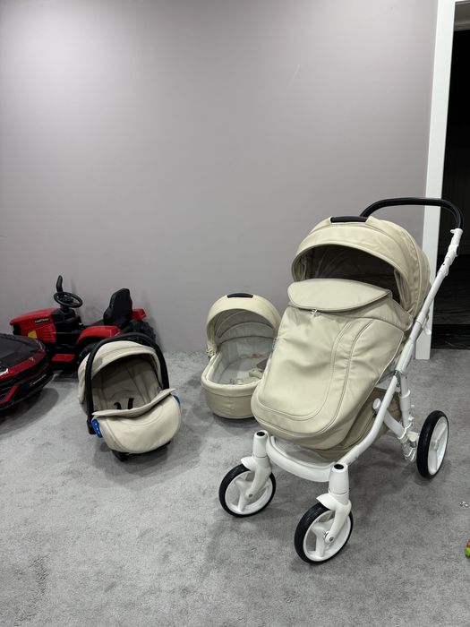 Детская коляска Adamex