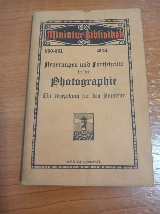 1.Carte veche "Biblioteca in miniatură" Germania anii 1900